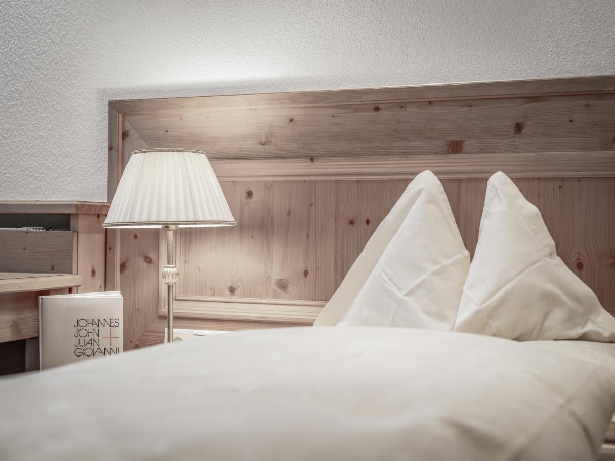 Hotel Alpenland โอเบอร์กัวร์เกิล ภายนอก รูปภาพ