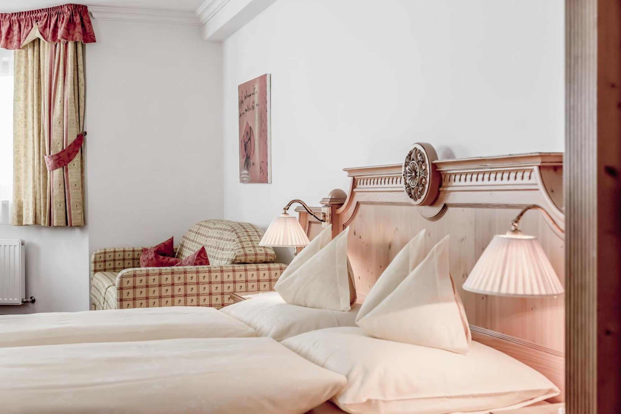 Hotel Alpenland โอเบอร์กัวร์เกิล ภายนอก รูปภาพ