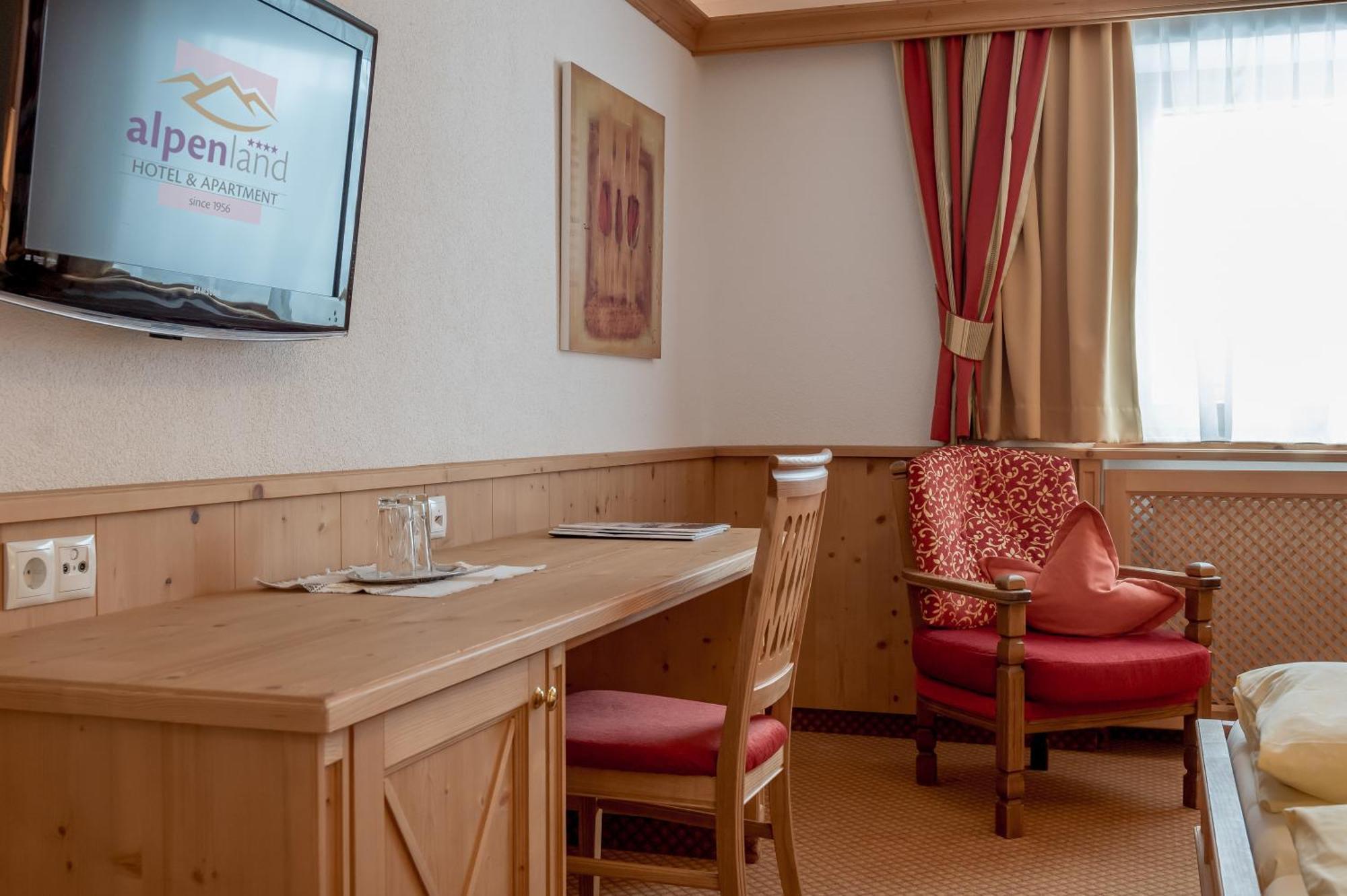 Hotel Alpenland โอเบอร์กัวร์เกิล ภายนอก รูปภาพ