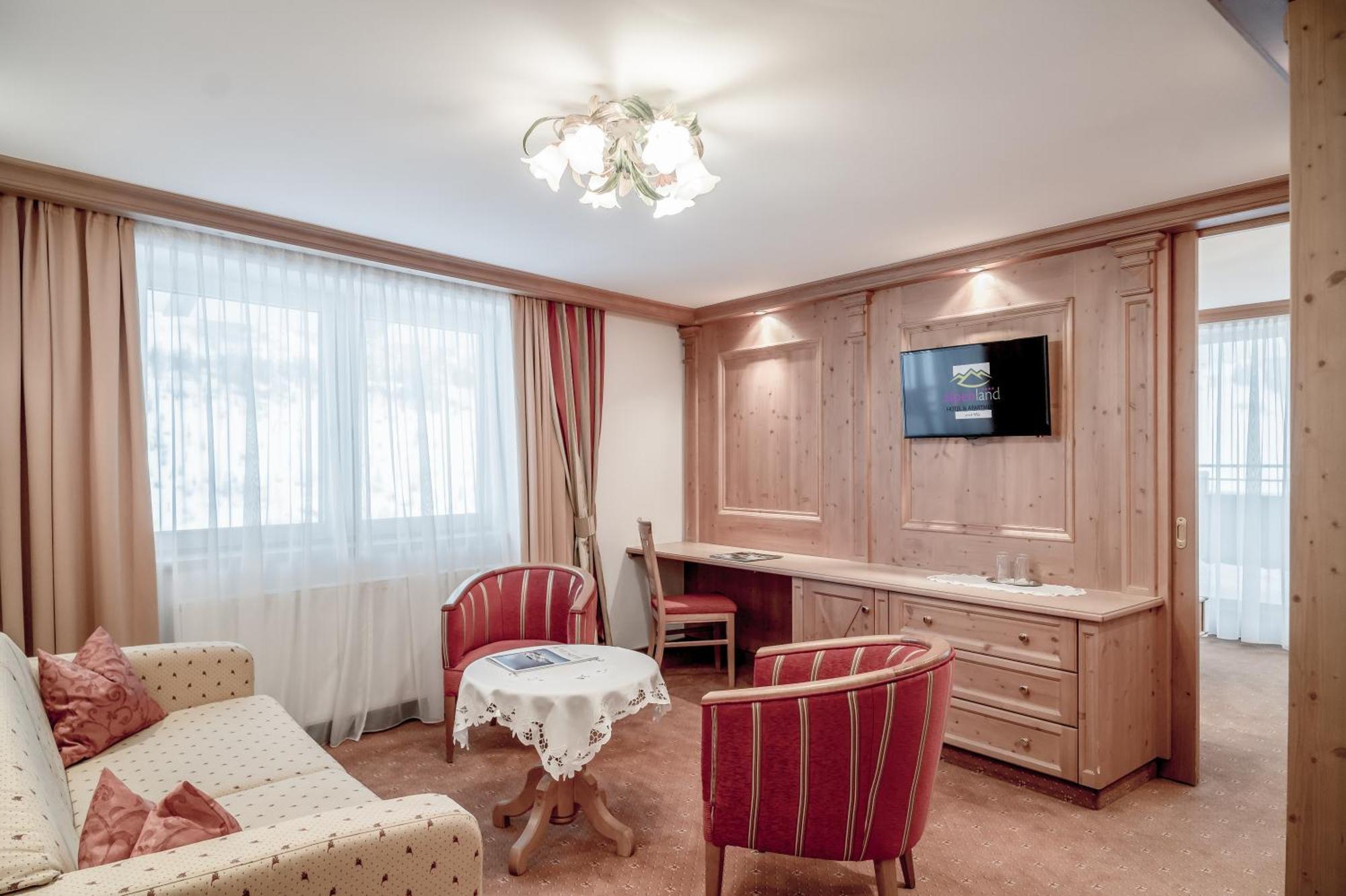 Hotel Alpenland โอเบอร์กัวร์เกิล ภายนอก รูปภาพ