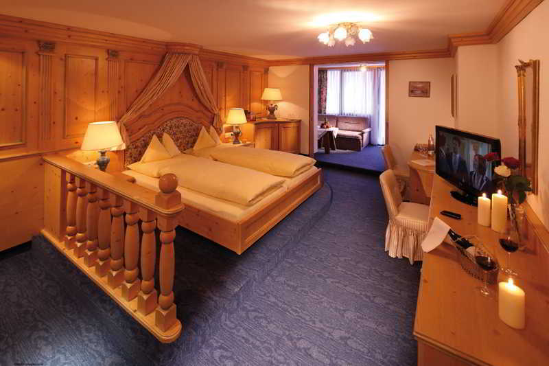 Hotel Alpenland โอเบอร์กัวร์เกิล ภายนอก รูปภาพ