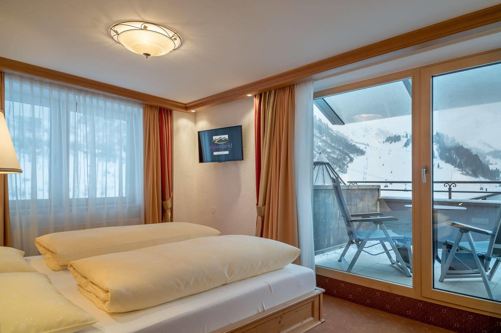 Hotel Alpenland โอเบอร์กัวร์เกิล ภายนอก รูปภาพ