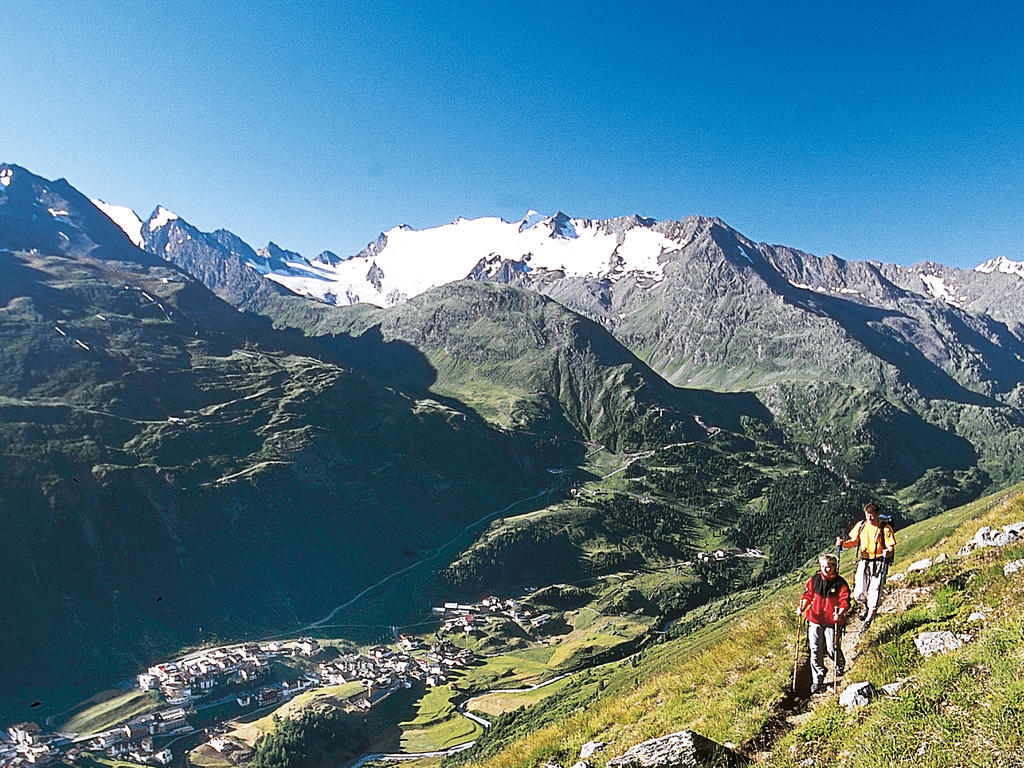 Hotel Alpenland โอเบอร์กัวร์เกิล ภายนอก รูปภาพ